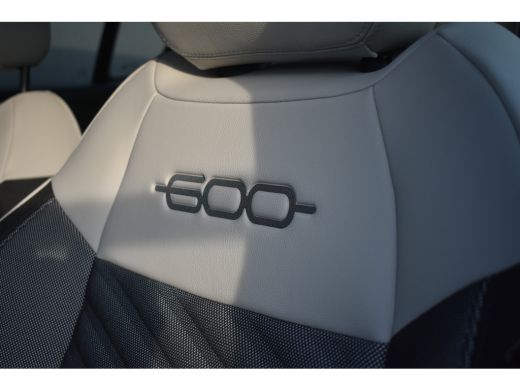 Fiat 600 Urban 54 kWh 3 Fase 156pk | Pack Comfort + Style | Navigatie | Dodehoek-Detectie | Keyless-Entry ... ActivLease financial lease