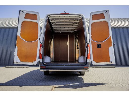 Mercedes Sprinter 315CDI L4H2 | XXL | 150 PK | Automaat | Camera | CarPlay | Climate | Cruise | Tussenschot met deu... ActivLease financial lease