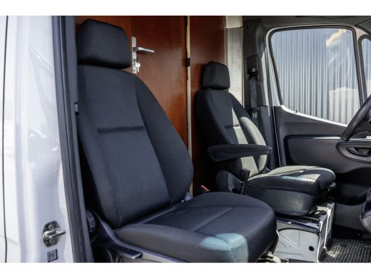 Mercedes Sprinter 315CDI L4H2 | XXL | 150 PK | Automaat | Camera | CarPlay | Climate | Cruise | Tussenschot met deu... ActivLease financial lease
