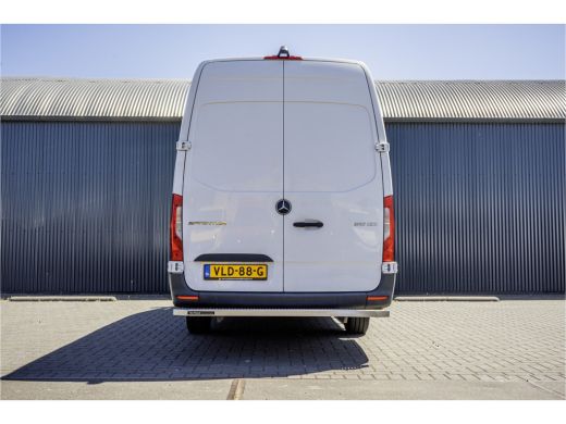 Mercedes Sprinter 315CDI L4H2 | XXL | 150 PK | Automaat | Camera | CarPlay | Climate | Cruise | Tussenschot met deu... ActivLease financial lease