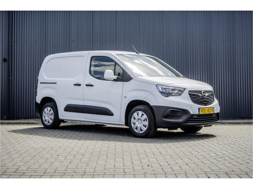 Opel Combo 1.5D L1H1 | Cruise | Airco | PDC Achter | Retro Multimedia Design | Euro 6 ActivLease financial lease
