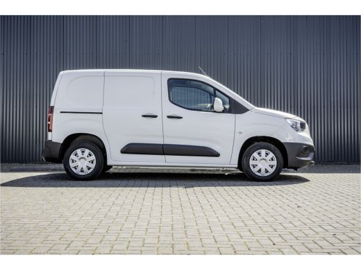 Opel Combo 1.5D L1H1 | Cruise | Airco | PDC Achter | Retro Multimedia Design | Euro 6 ActivLease financial lease