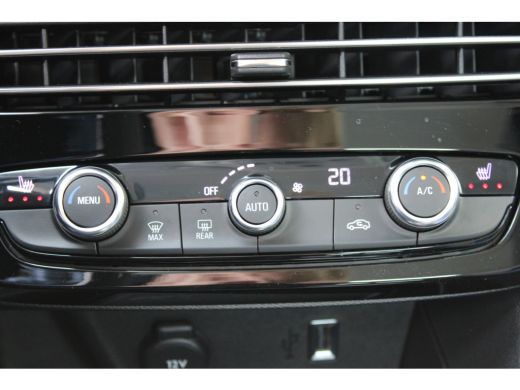 Opel Mokka Electric Level 3 50 kWh / Navigatie / Camera / Dodehoek / Stuur -en stoelverwarming / LED / Carplay / ECC / ActivLease financial lease