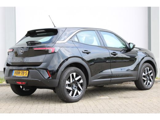 Opel Mokka Electric Level 3 50 kWh / Navigatie / Camera / Dodehoek / Stuur -en stoelverwarming / LED / Carplay / ECC / ActivLease financial lease