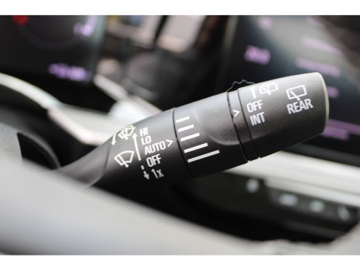 Opel Mokka Electric Level 3 50 kWh / Navigatie / Camera / Dodehoek / Stuur -en stoelverwarming / LED / Carplay / ECC / ActivLease financial lease