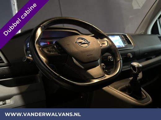 Opel Vivaro 2.0 CDTI 150pk L3H1 Dubbele Cabine Euro6 Airco | Camera | Navigatie | 5-zits | 2500kg Trekhaak Ap... ActivLease financial lease