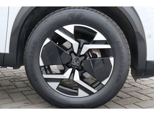 Peugeot 2008 1.2 PURETECH 130PK GT PACK AUTOMAAT / NAVI / LEDER / CLIMA / LED / PDC / 17" LMV / KEYLESS / ALCA... ActivLease financial lease
