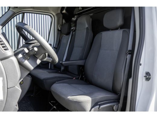 Renault Master 2.3 dCi | L2H2 | 1ste EIG. | LED | Navigatie | Airco | PDC | ECO | Euro 6 ActivLease financial lease