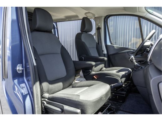 Renault Trafic 1.6 dCi | L2H1 | 5-Zits | Zijschuifdeur R+L | LED | Navi | Airco | Cruise | PDC | Euro 6 ActivLease financial lease