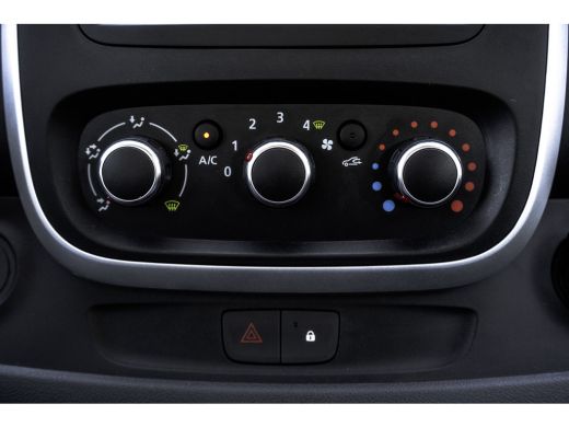 Renault Trafic 1.6 dCi | L2H1 | 5-Zits | Zijschuifdeur R+L | LED | Navi | Airco | Cruise | PDC | Euro 6 ActivLease financial lease