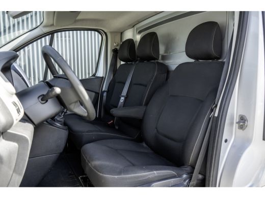 Renault Trafic 1.6 dCi L2H1 | Camera | Navigatie | Cruise | Climate | PDC | Euro 6 ActivLease financial lease