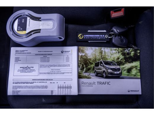 Renault Trafic 1.6 dCi L2H1 | Camera | Navigatie | Cruise | Climate | PDC | Euro 6 ActivLease financial lease