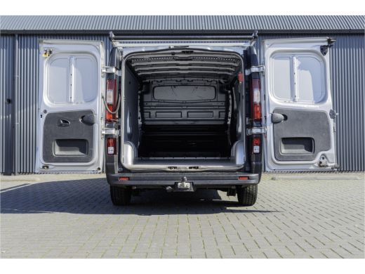 Renault Trafic 1.6 dCi L2H1 | Camera | Navigatie | Cruise | Climate | PDC | Euro 6 ActivLease financial lease
