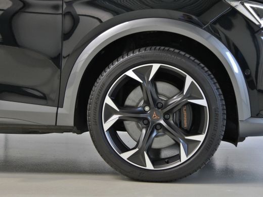 Seat Formentor 1.4 e-Hybrid 245pk | Acc | 360 graden camera | Trekhaak ActivLease financial lease