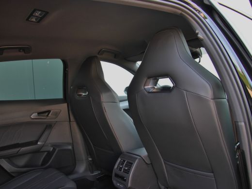 Seat Formentor 1.4 e-Hybrid 245pk | Acc | 360 graden camera | Trekhaak ActivLease financial lease