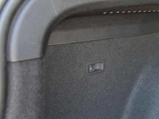 Seat Formentor 1.4 e-Hybrid 245pk | Acc | 360 graden camera | Trekhaak ActivLease financial lease