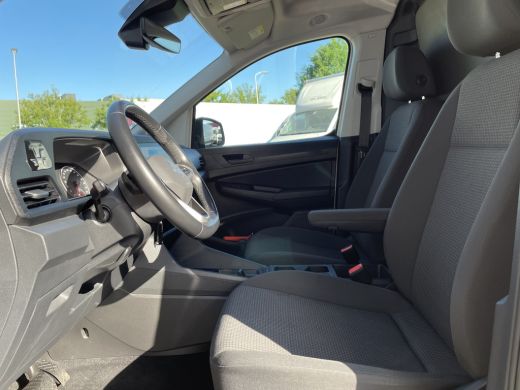 Volkswagen Caddy Cargo 2.0TDI Comfort 122PK Automaat Camera Sortimo Airco PDC Cruise control ActivLease financial lease