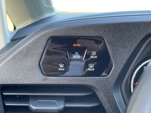 Volkswagen Caddy Cargo 2.0TDI Comfort 122PK Automaat Camera Sortimo Airco PDC Cruise control ActivLease financial lease