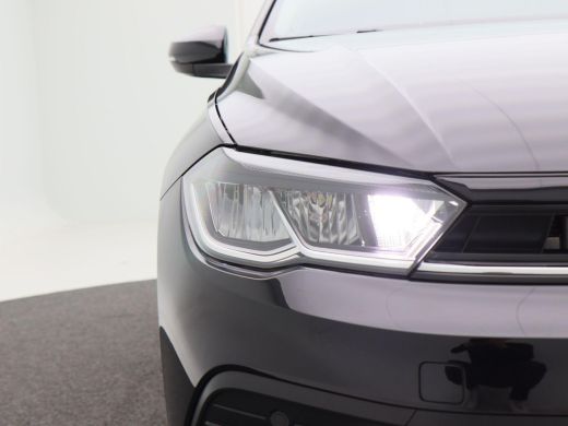 Volkswagen Polo 1.0 TSi Life | Airco | Adaptive Cruise | 15 Inch | CarPlay | 20.080 Km!! ActivLease financial lease