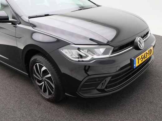 Volkswagen Polo 1.0 TSi Life | Airco | Adaptive Cruise | 15 Inch | CarPlay | 20.080 Km!! ActivLease financial lease