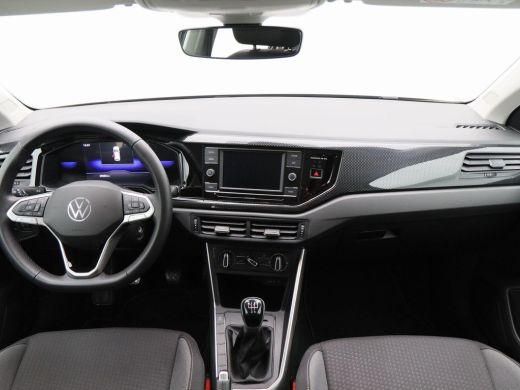 Volkswagen Polo 1.0 TSi Life | Airco | Adaptive Cruise | 15 Inch | CarPlay | 20.080 Km!! ActivLease financial lease