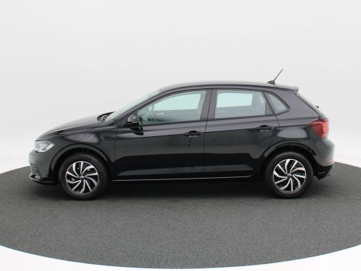 Volkswagen Polo 1.0 TSi Life | Airco | Adaptive Cruise | 15 Inch | CarPlay | 20.080 Km!! ActivLease financial lease