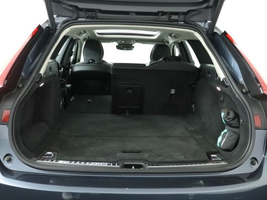 Volvo  V90 T6 AWD Ultra Dark | Head-up Display | Stuur + Stoelverwarming | Harman & Kardon | Keyless | Adapt... ActivLease financial lease
