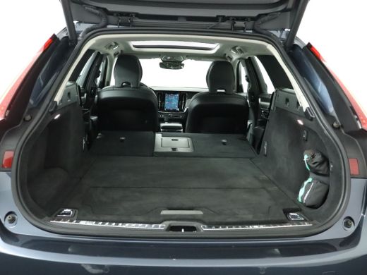 Volvo  V90 T6 AWD Ultra Dark | Head-up Display | Stuur + Stoelverwarming | Harman & Kardon | Keyless | Adapt... ActivLease financial lease