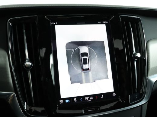 Volvo  V90 T6 AWD Ultra Dark | Head-up Display | Stuur + Stoelverwarming | Harman & Kardon | Keyless | Adapt... ActivLease financial lease