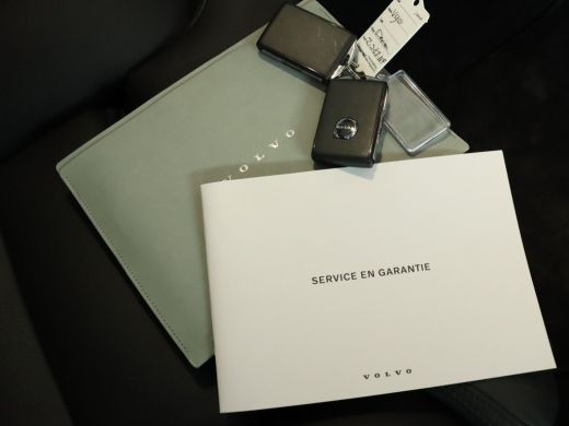 Volvo  V90 T6 AWD Ultra Dark | Head-up Display | Stuur + Stoelverwarming | Harman & Kardon | Keyless | Adapt... ActivLease financial lease