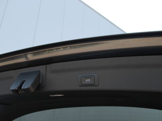 Audi A6 Avant 55TFSI e Hybrid 367pk quattro Competition S-line | Pano dak | B&O | Trekhaak ActivLease financial lease