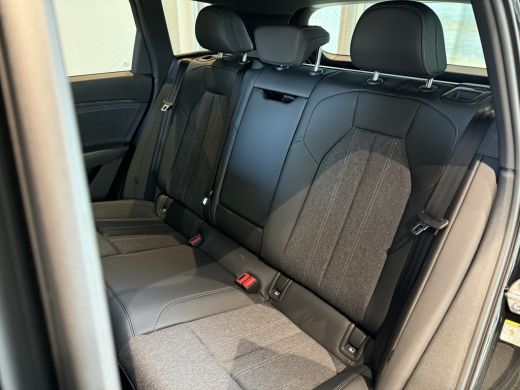 Audi Q6 e-tron S edition 83 kWh 252 pk Tech pro | Privacy glas ActivLease financial lease