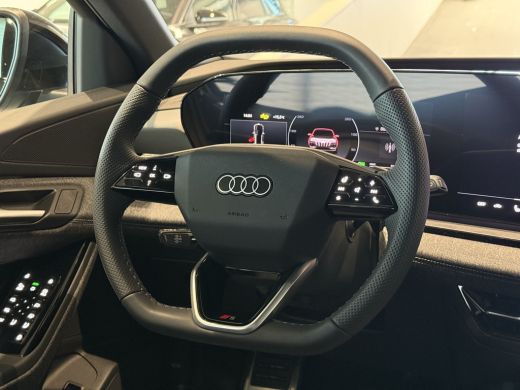 Audi Q6 e-tron S edition 83 kWh 252 pk Tech pro | Privacy glas ActivLease financial lease