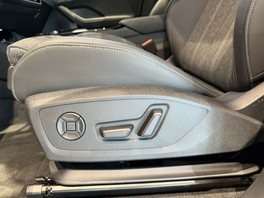 Audi Q6 e-tron S edition 83 kWh 252 pk Tech pro | Privacy glas ActivLease financial lease