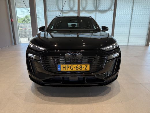 Audi Q6 e-tron S edition 83 kWh 252 pk Tech pro | Privacy glas ActivLease financial lease