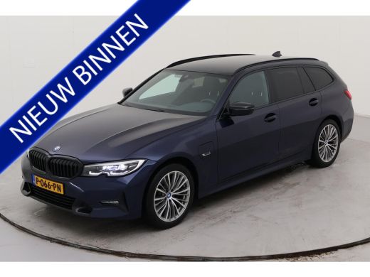 BMW 3 Serie Touring 320e Business Edition Plus NL AUTO | LEDER | STOELVERW | CARPLAY |