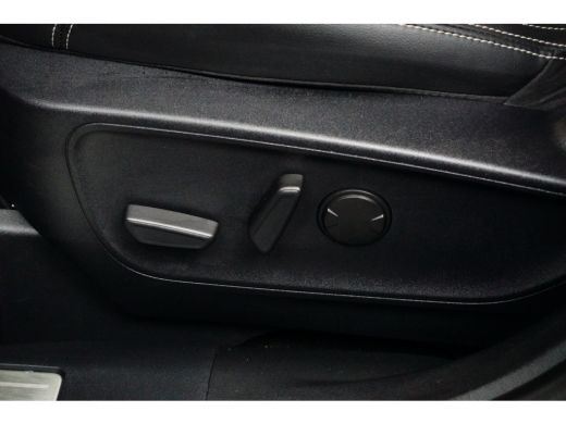 Ford Kuga 2.5 PHEV Vignale | Wegklap Trekhaak | Adapt. Cruise | head-Up Display | Dode Hoek Detectie | Elek... ActivLease financial lease