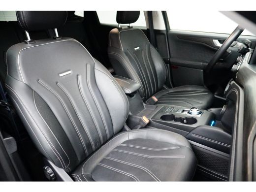 Ford Kuga 2.5 PHEV Vignale | Wegklap Trekhaak | Adapt. Cruise | head-Up Display | Dode Hoek Detectie | Elek... ActivLease financial lease