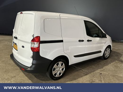 Ford Transit Courier 1.5 TDCI L1H1 Euro6 Airco | Navigatie | Cruisecontrol | Stoelverwarming | Verwarmde Voorruit, Par... ActivLease financial lease