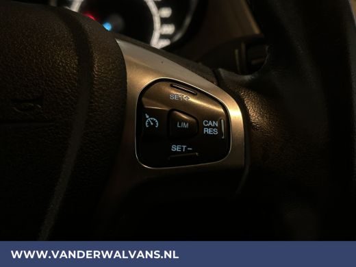 Ford Transit Courier 1.5 TDCI L1H1 Euro6 Airco | Navigatie | Cruisecontrol | Stoelverwarming | Verwarmde Voorruit, Par... ActivLease financial lease