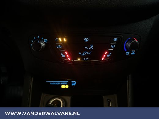 Ford Transit Courier 1.5 TDCI L1H1 Euro6 Airco | Navigatie | Cruisecontrol | Stoelverwarming | Verwarmde Voorruit, Par... ActivLease financial lease