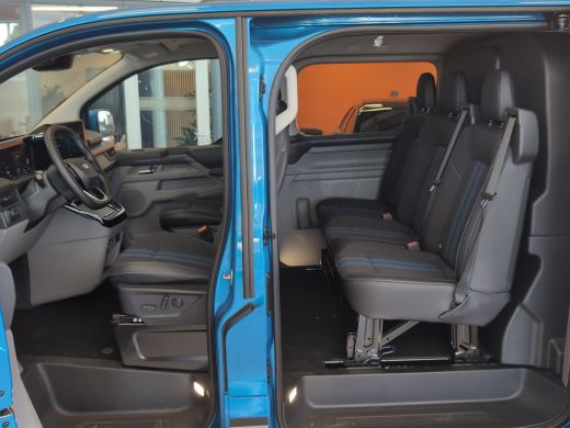 Ford Transit Custom 2.5 PHEV L2H1 Sport 233 PK | Dubbelcabine | 2 schuifdeuren | Trekhaak | 360 Camera ActivLease financial lease