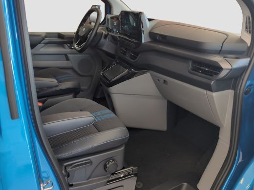 Ford Transit Custom 2.5 PHEV L2H1 Sport 233 PK | Dubbelcabine | 2 schuifdeuren | Trekhaak | 360 Camera ActivLease financial lease