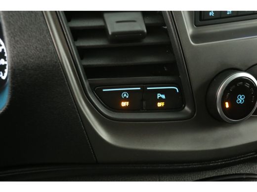 Ford Transit Custom 280 2.0 TDCI L1H1 Limited Airco Camera Cruise Navigatie Trekhaak 3 Persoons PDC LED Stoelverwarming ActivLease financial lease
