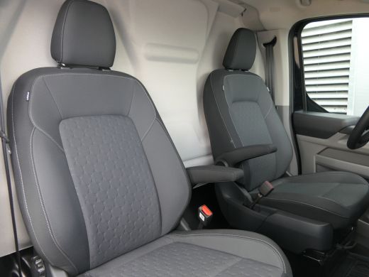 Ford Transit Custom 320 2.0 TDCI L2H1 Limited | Black Edition | 19 Inch | Verlaagd | Glaslook Panelen | Side Steps | ... ActivLease financial lease