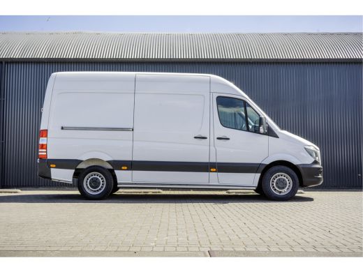 Mercedes Sprinter 311CDI | L2H2 | Camera | Airco | Volledige Inrichting | Omvormer | Oprijplaat | Euro 6 ActivLease financial lease