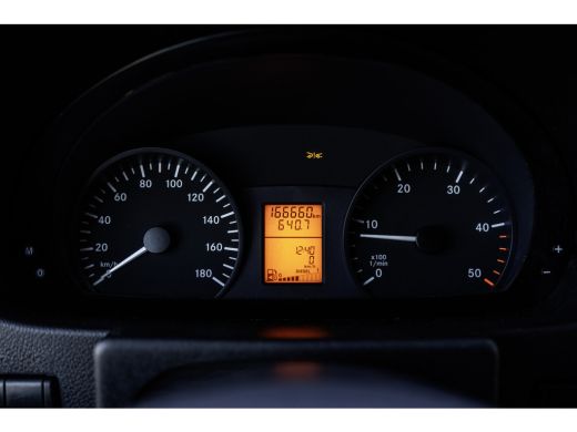 Mercedes Sprinter 311CDI | L2H2 | Camera | Airco | Volledige Inrichting | Omvormer | Oprijplaat | Euro 6 ActivLease financial lease