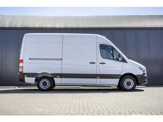 Mercedes Sprinter 311CDI | L2H2 | Camera | Airco | Volledige Inrichting | Omvormer | Oprijplaat | Euro 6 ActivLease financial lease