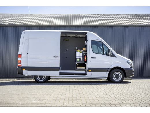 Mercedes Sprinter 311CDI | L2H2 | Camera | Airco | Volledige Inrichting | Omvormer | Oprijplaat | Euro 6 ActivLease financial lease