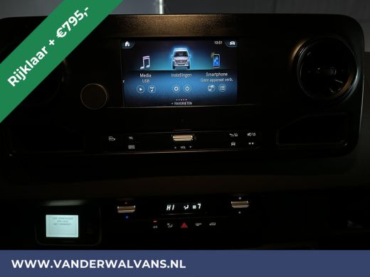 Mercedes Sprinter 316 CDI 164pk L2H2 3500kg Trekhaak Euro6 RIJKLAAR Airco | Camera | Apple Carplay Android Auto, Cr... ActivLease financial lease